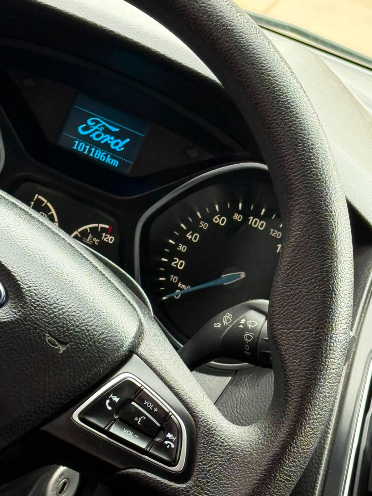 Ford Focus S 1.6 — foto 10